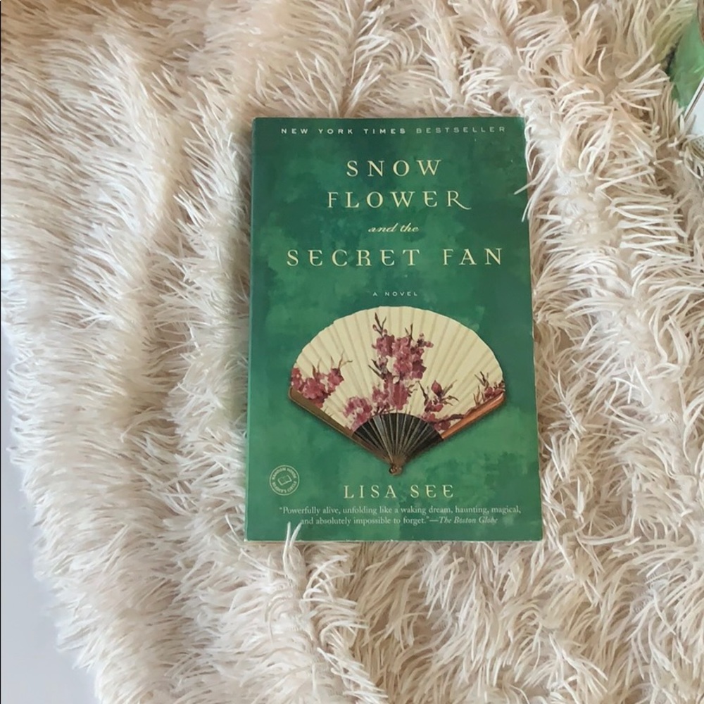 Book: Snow Flower & the Secret Fan
